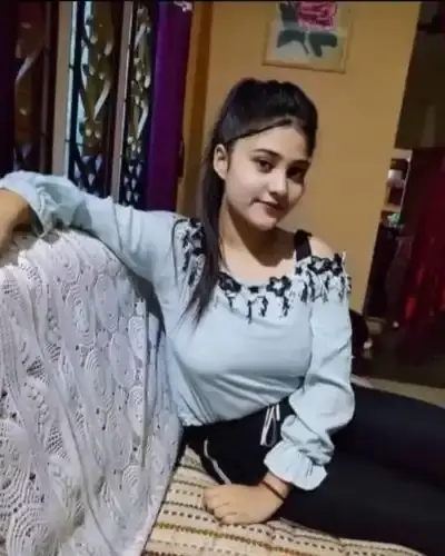 Call Girls Service in Shahganj